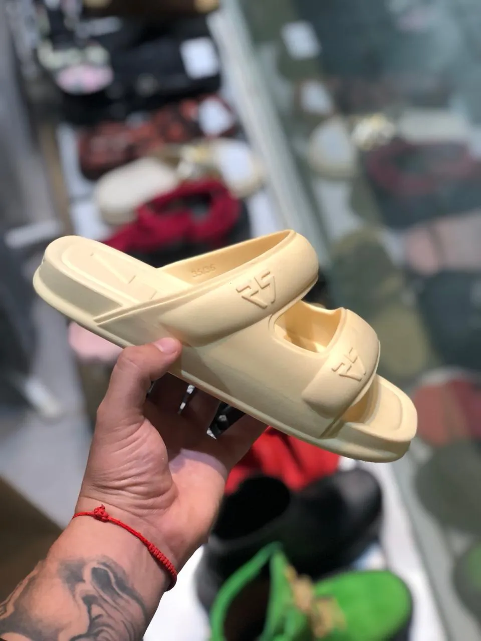 Sarkany · Talle AR 35