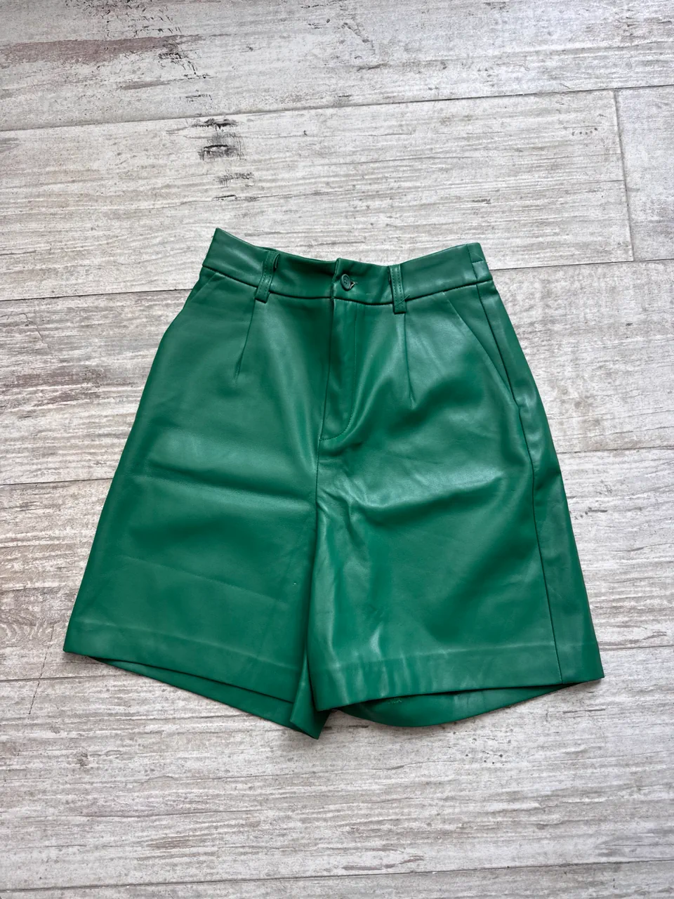 Short Stradivarius · Talle EU 34