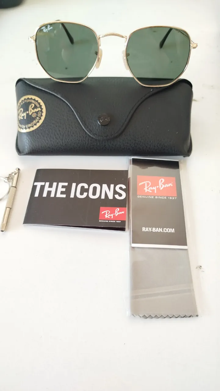Ray-Ban