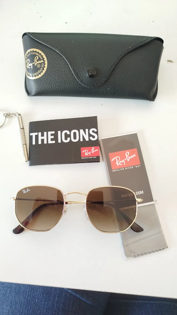 Ray-Ban