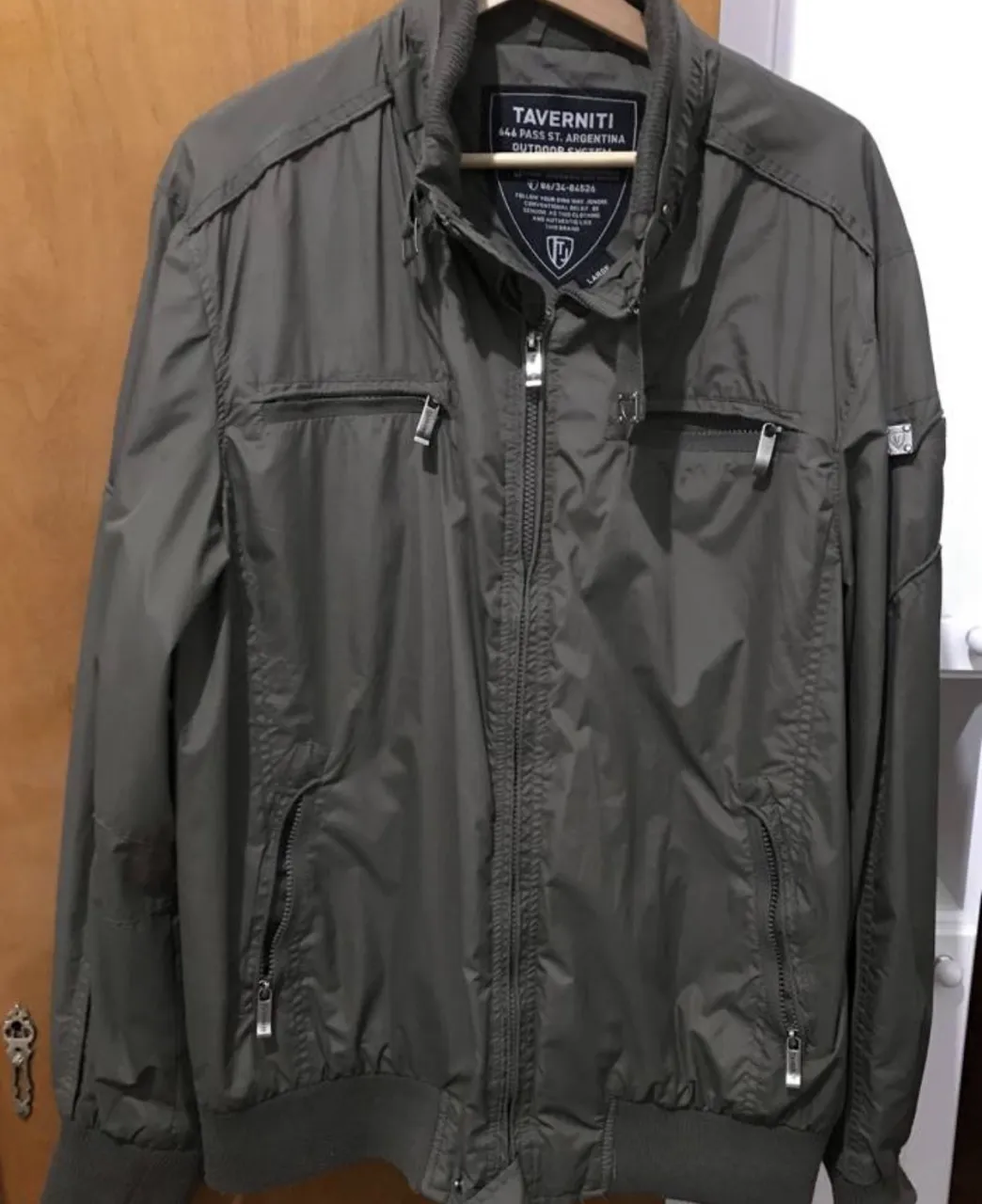 Campera Taverniti - imagen 1