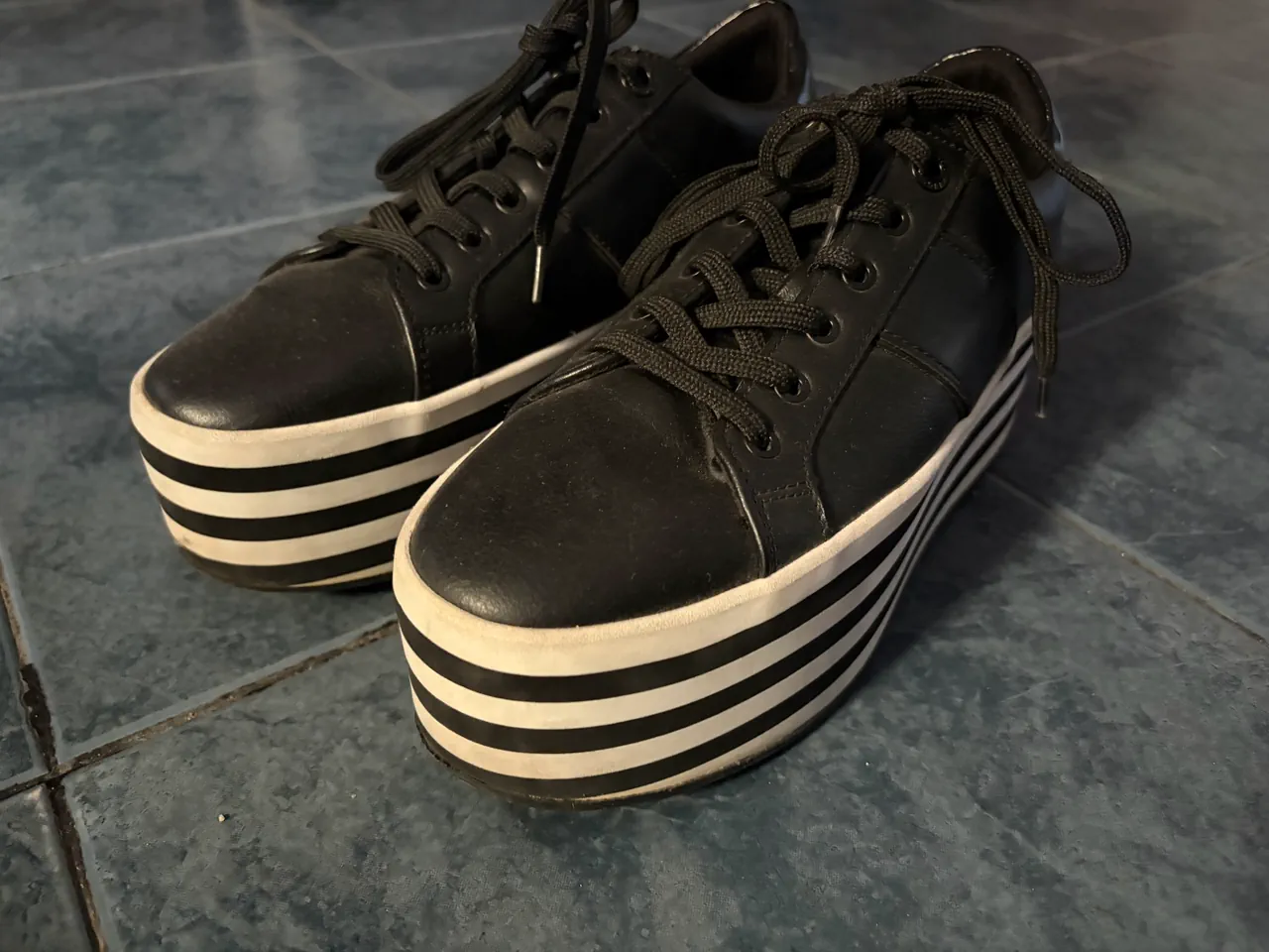 ALDO · Talle AR 39