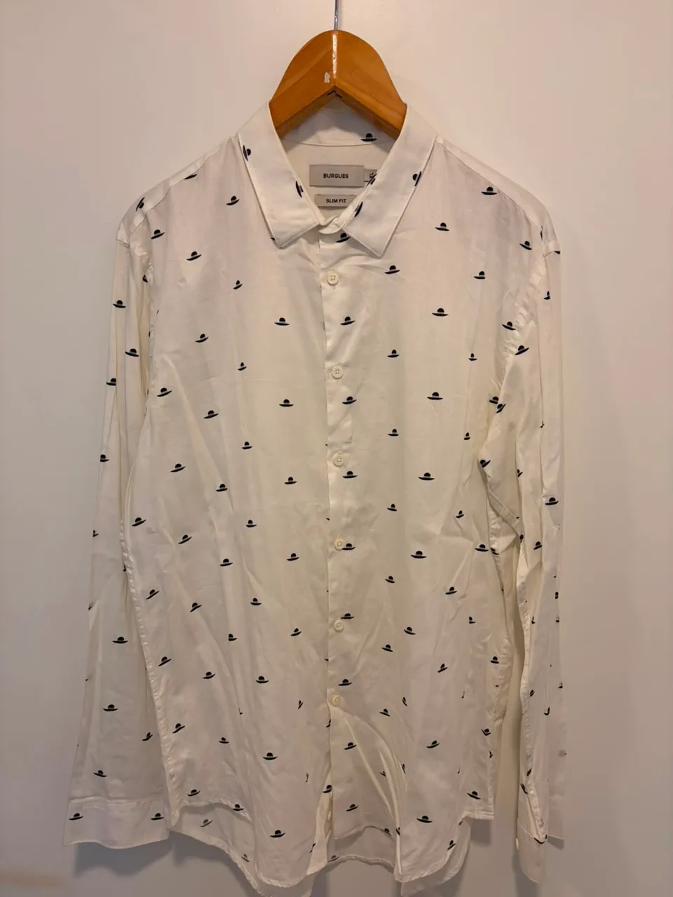 BURGUES · Talle XL