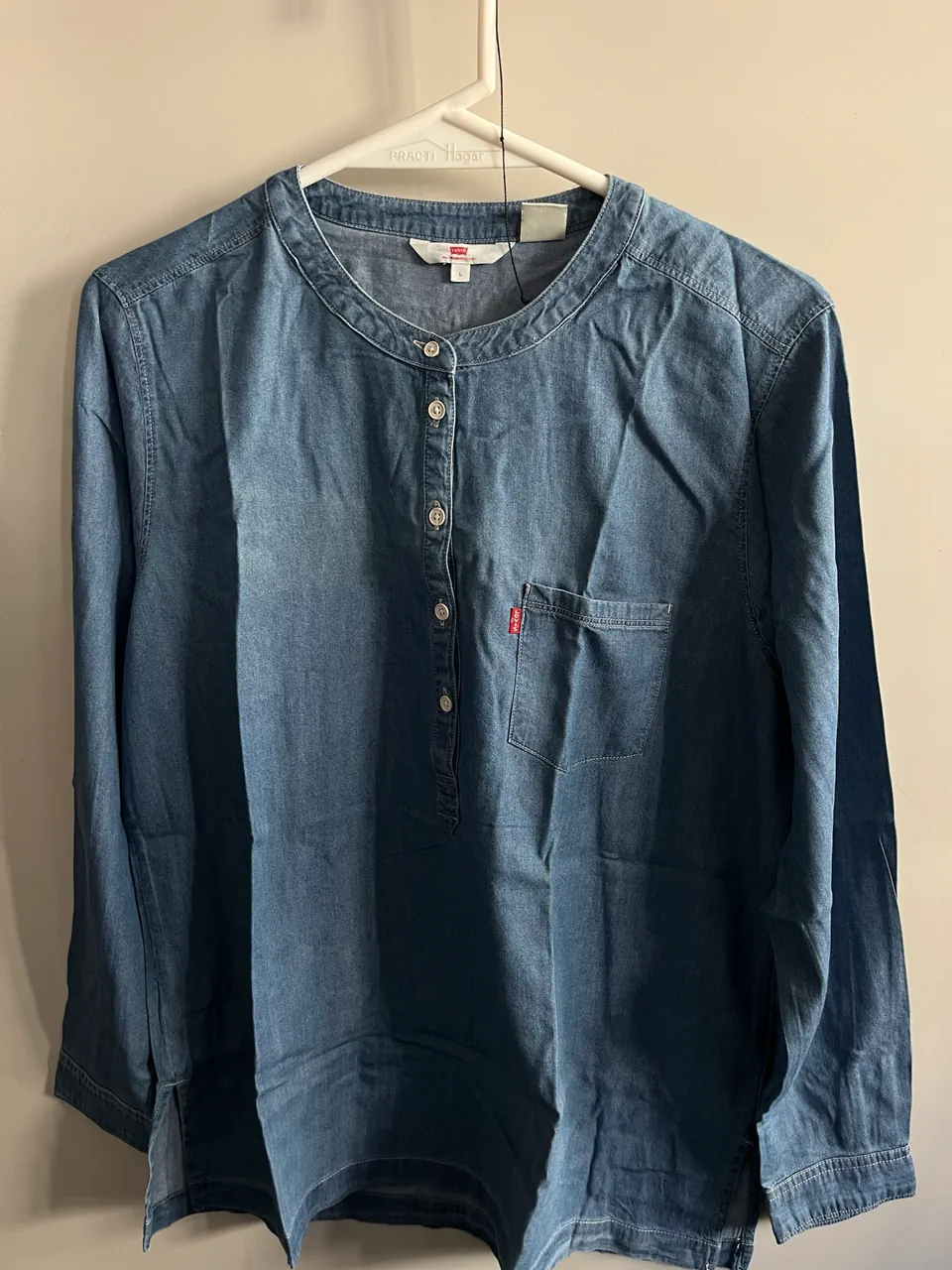 Levi's · Talle L