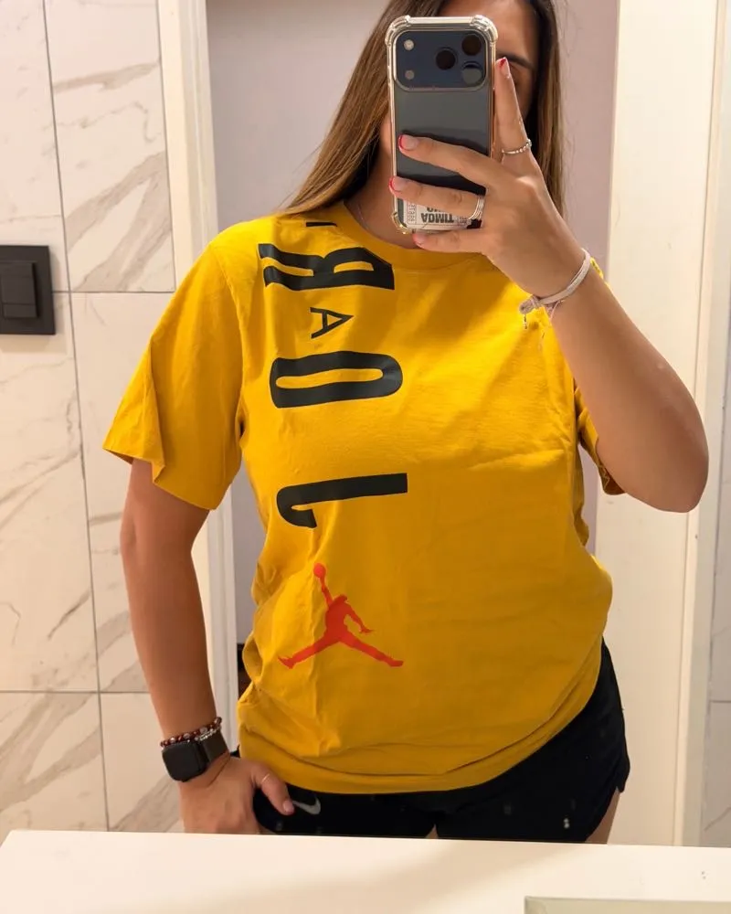 Remera Jordan · Talle M