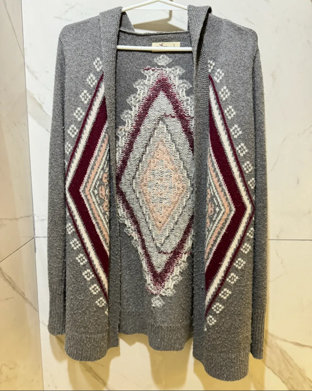 Cardigan Hollister · Talle S