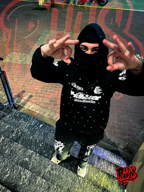 Hellstar · Talle M