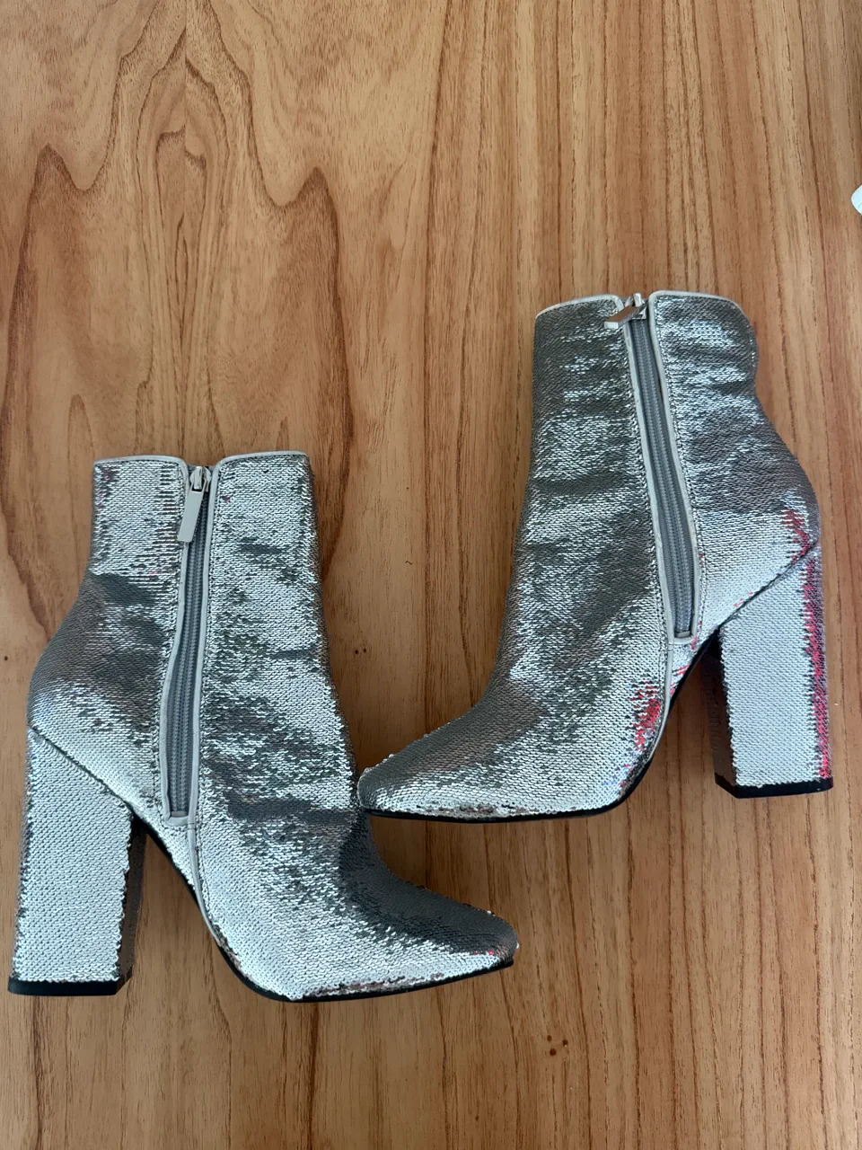 Kendall + Kylie · Talle AR 37