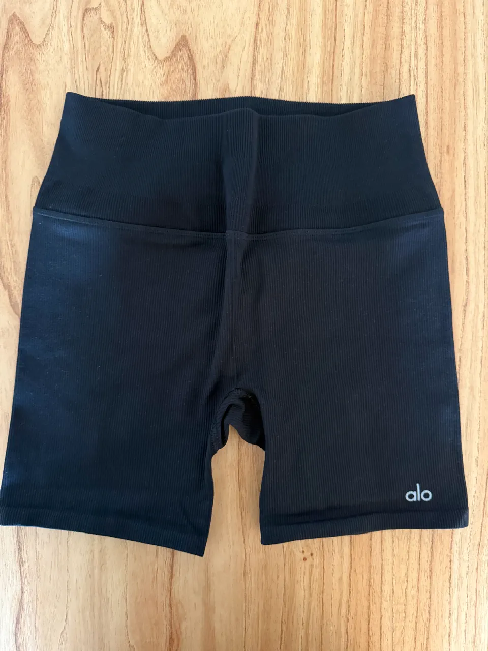 Short Alo · Talle S