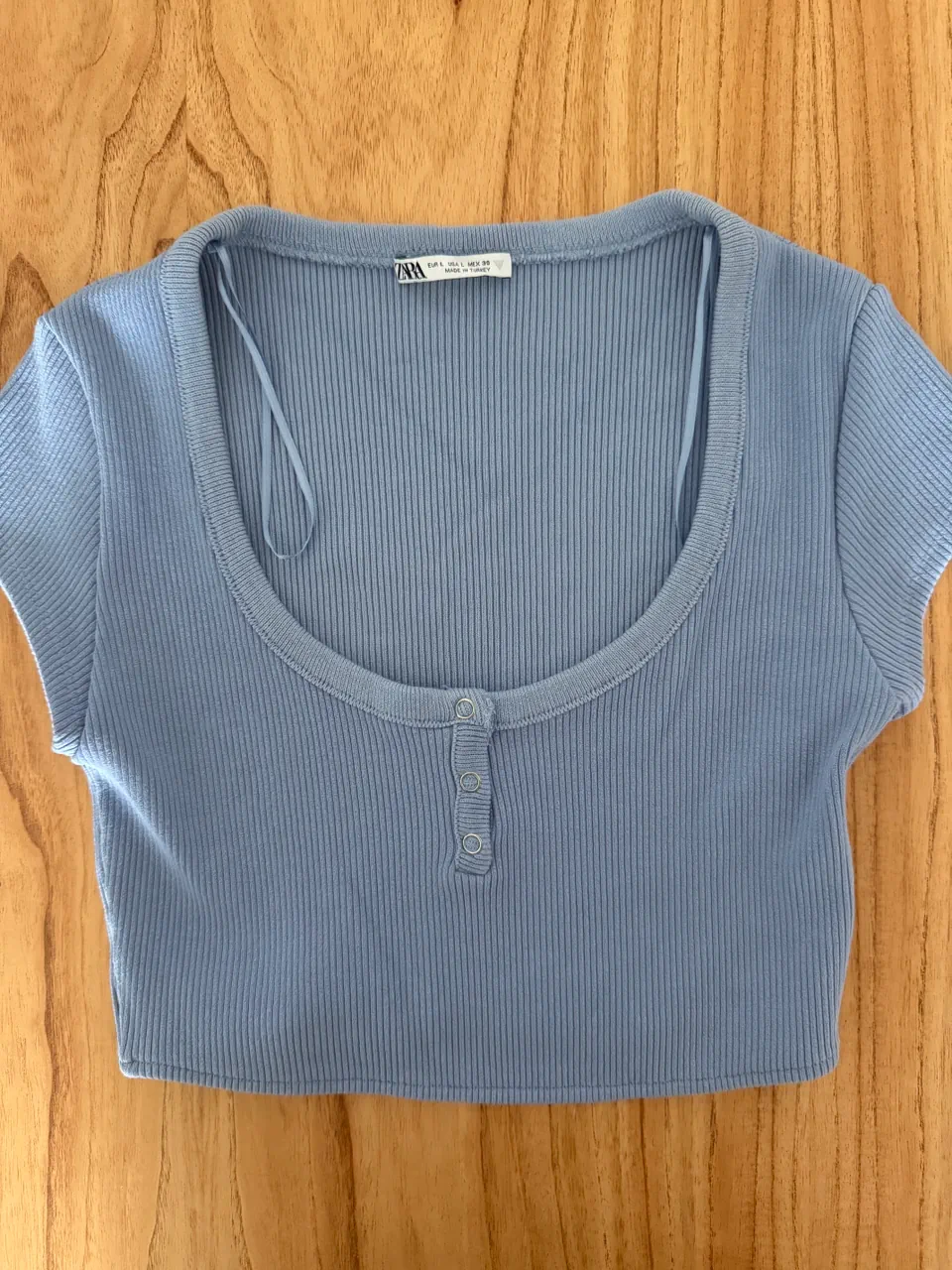 Remera Zara · Talle L