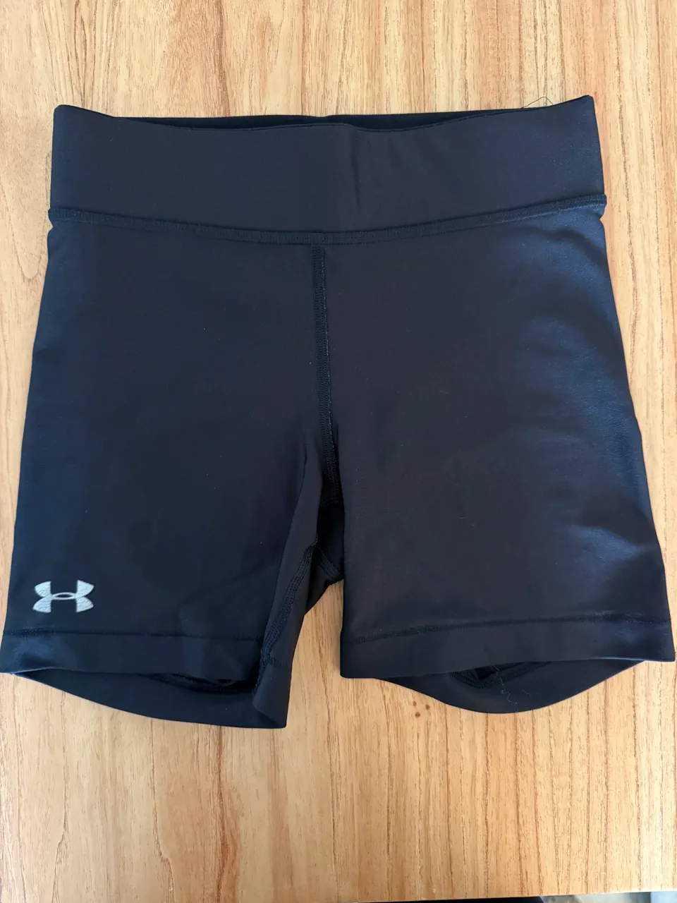 Short Under Armour · Talle S