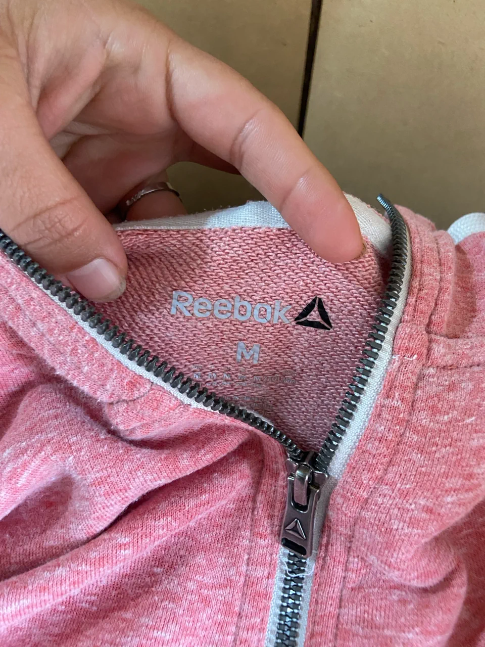 Buzo Reebok · Talle M