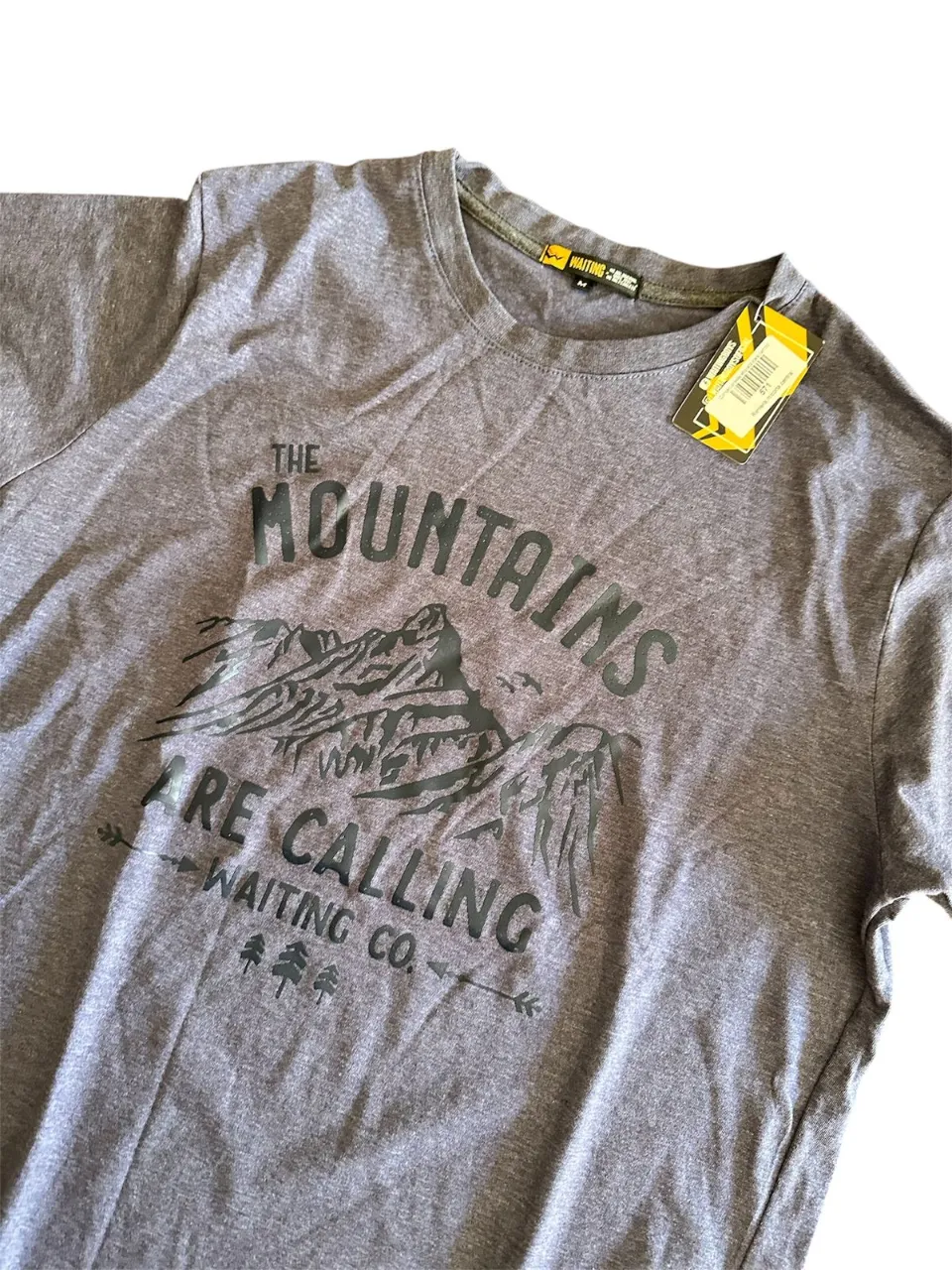 Remera Waiting · Talle M