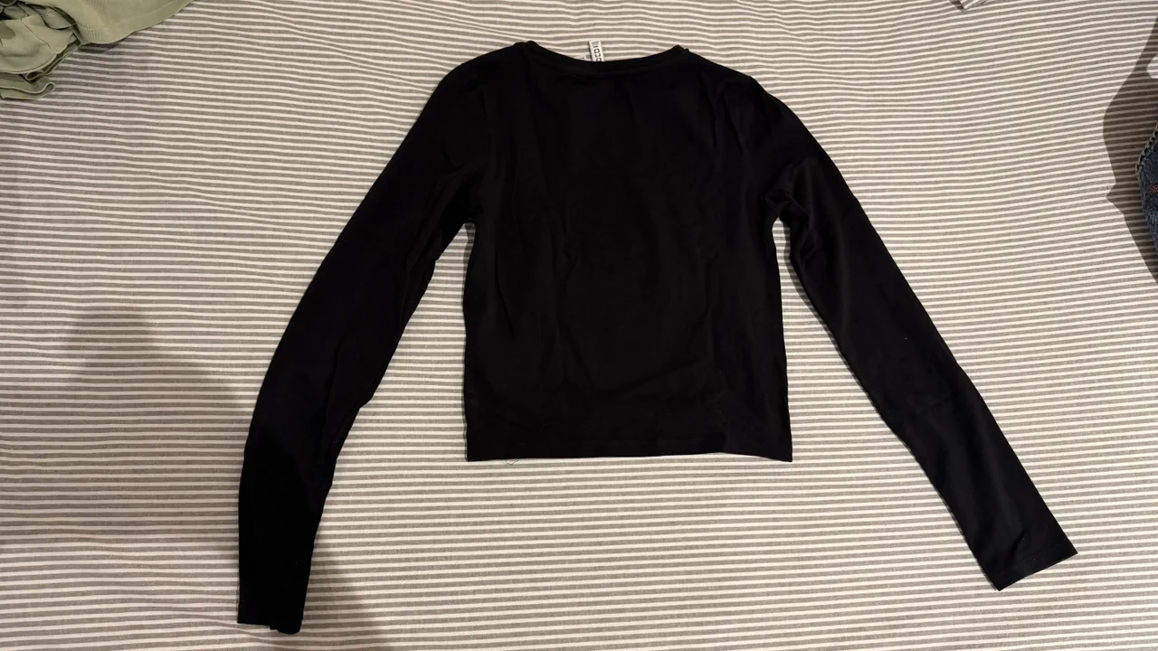 Remera Divided - imagen 1