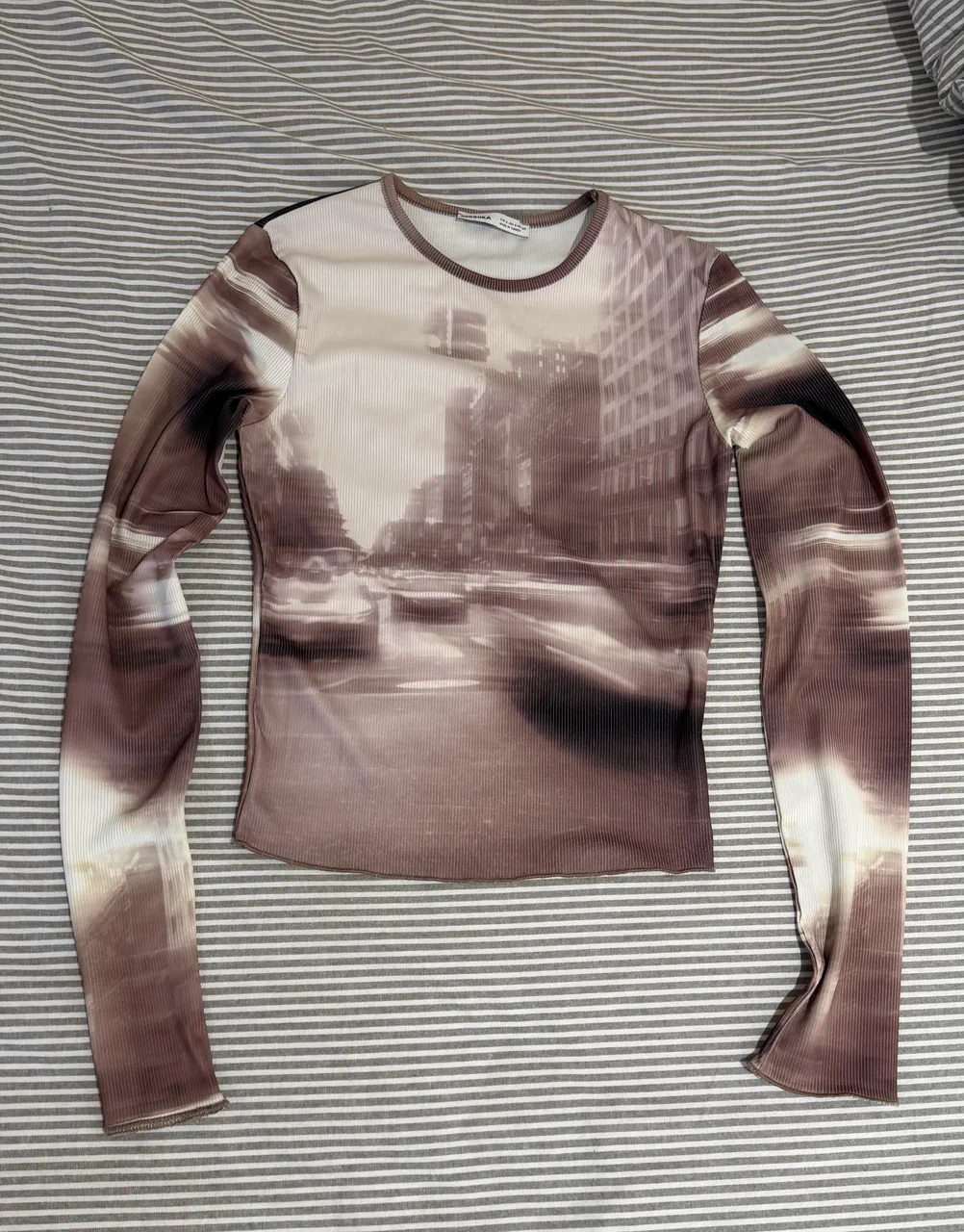 Remera Bershka - imagen 1