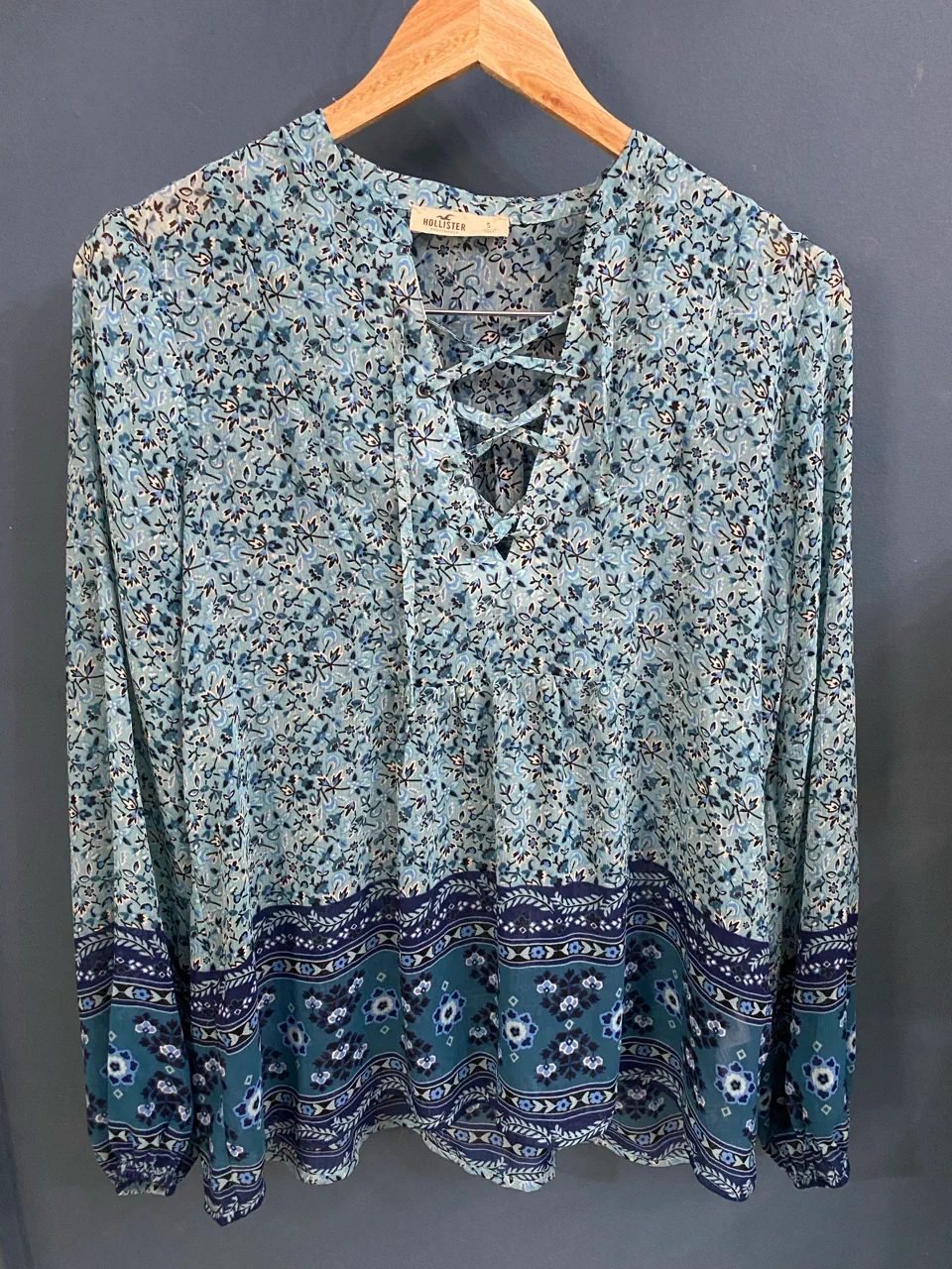 Hollister · Talle S