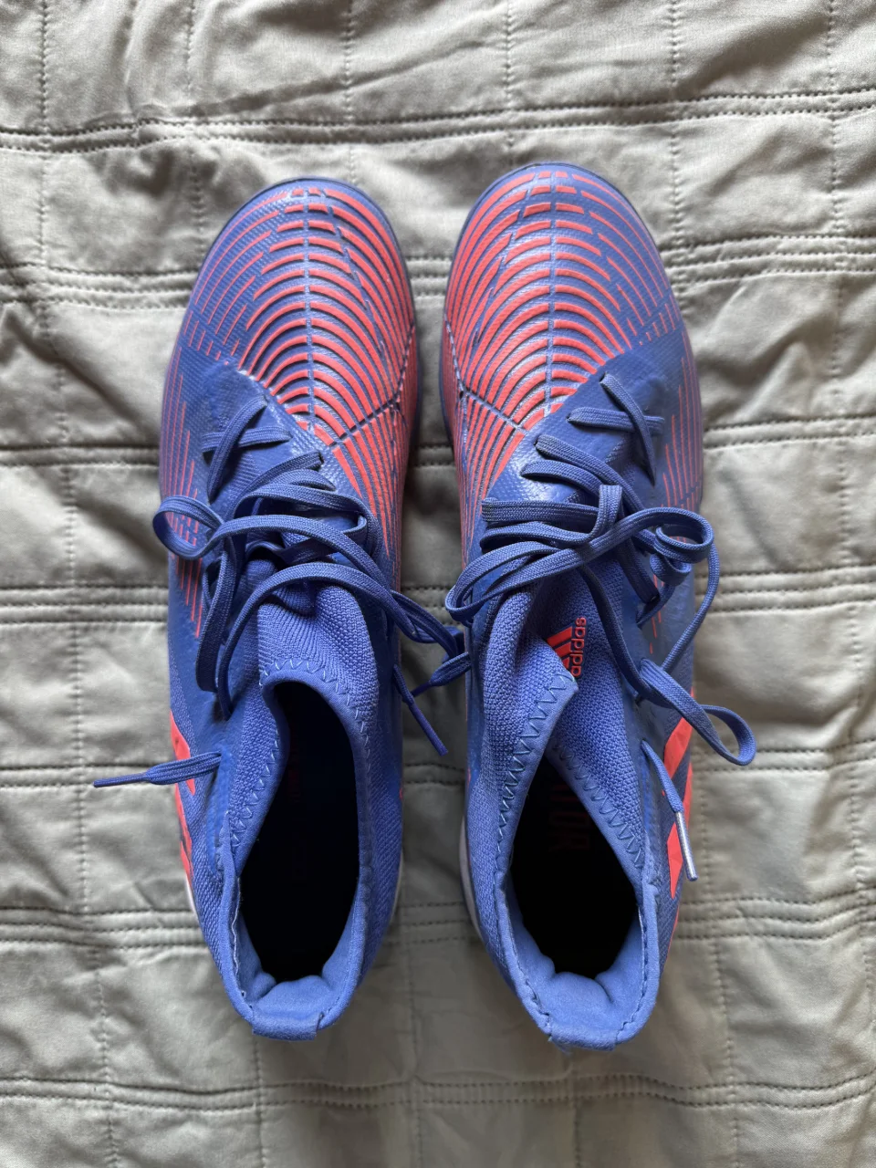 adidas · Talle AR 45