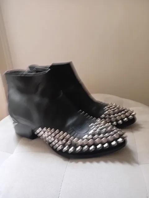 Ricky Sarkany · Talle AR 36