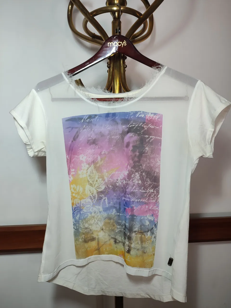 Remera Stone · Talle M