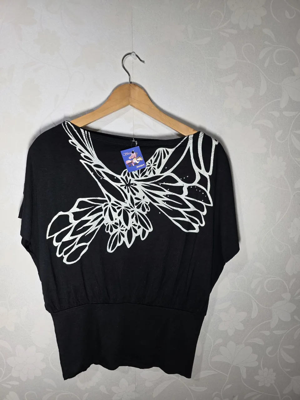 Remera Shea husky · Talle M