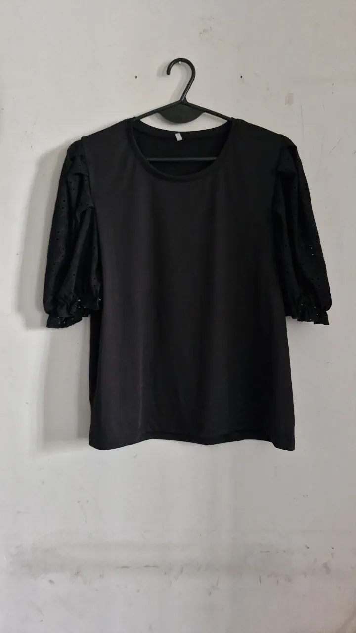 Remera Janetgv · Talle L