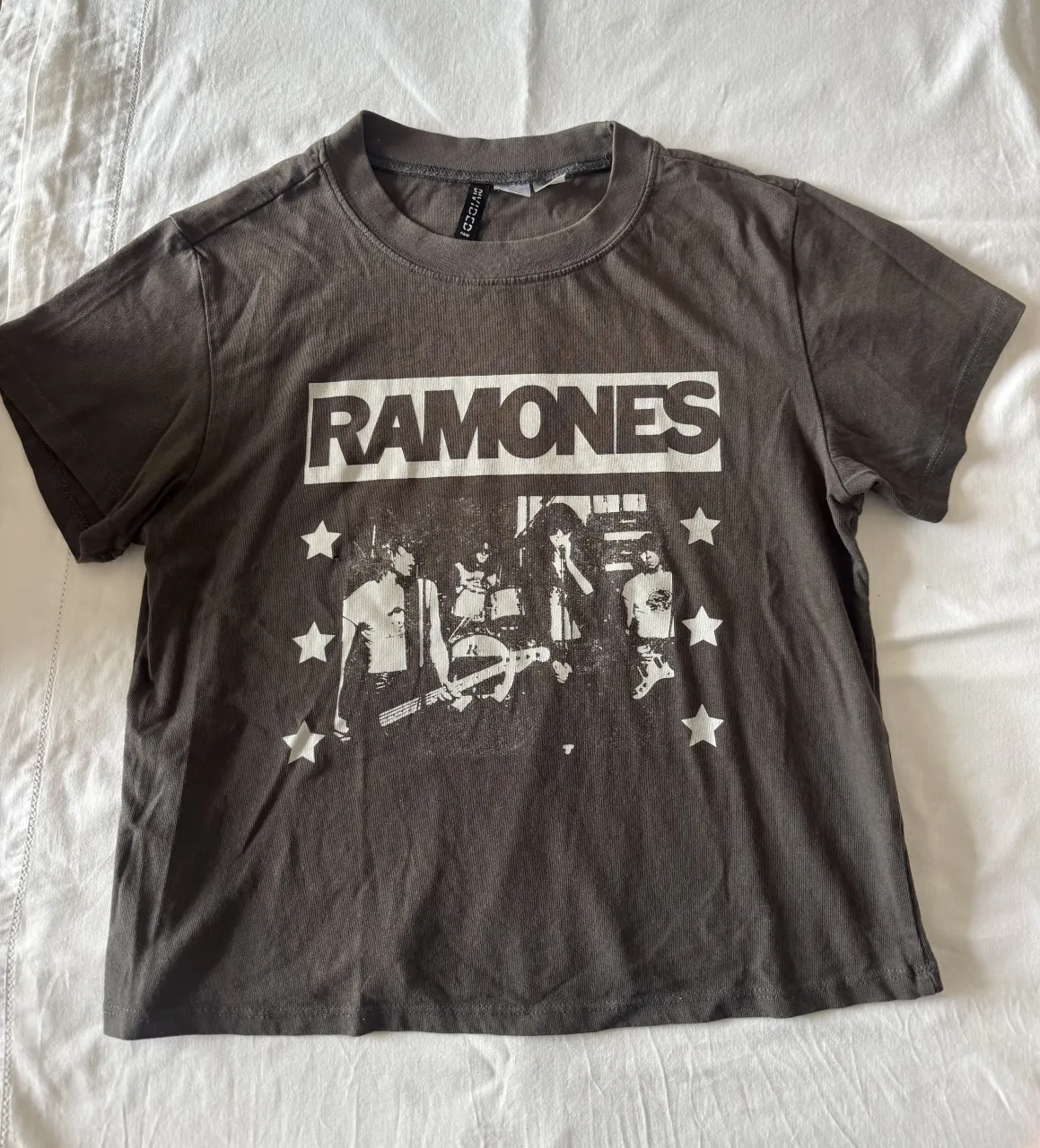 Remera Divided - imagen 1