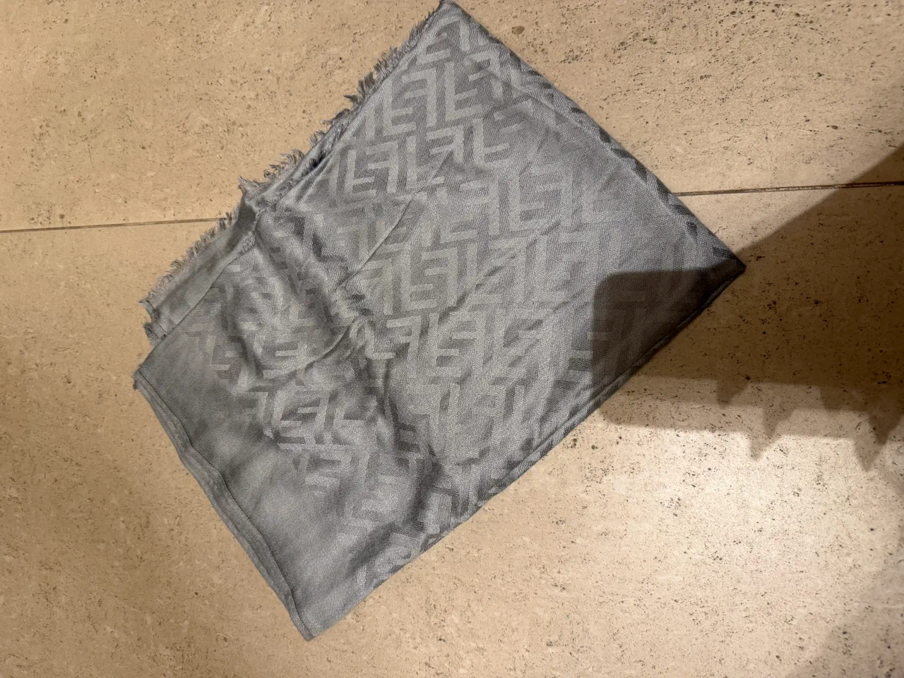 Pañuelo Fendi - imagen 1