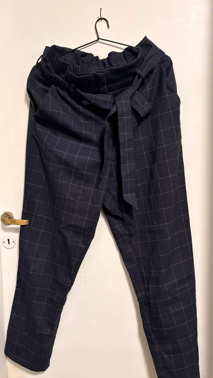 H&M · Talle EU 40