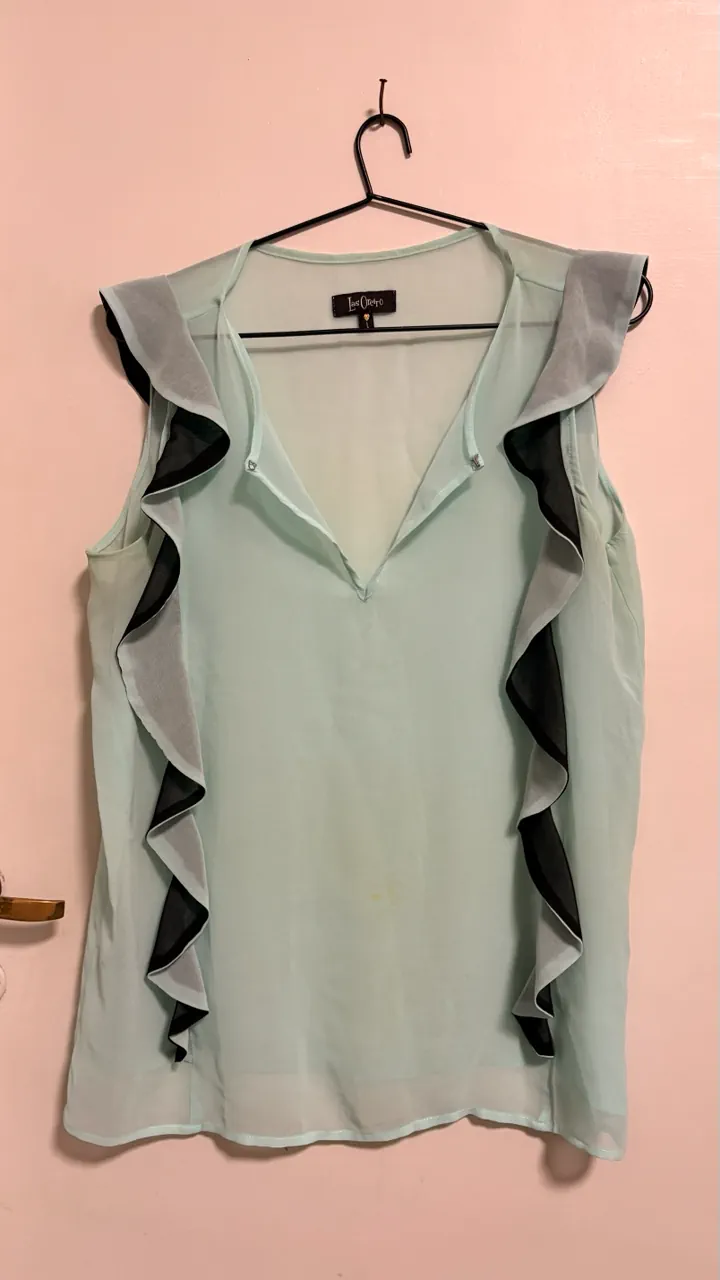 Blusa Las Oreiro · Talle L