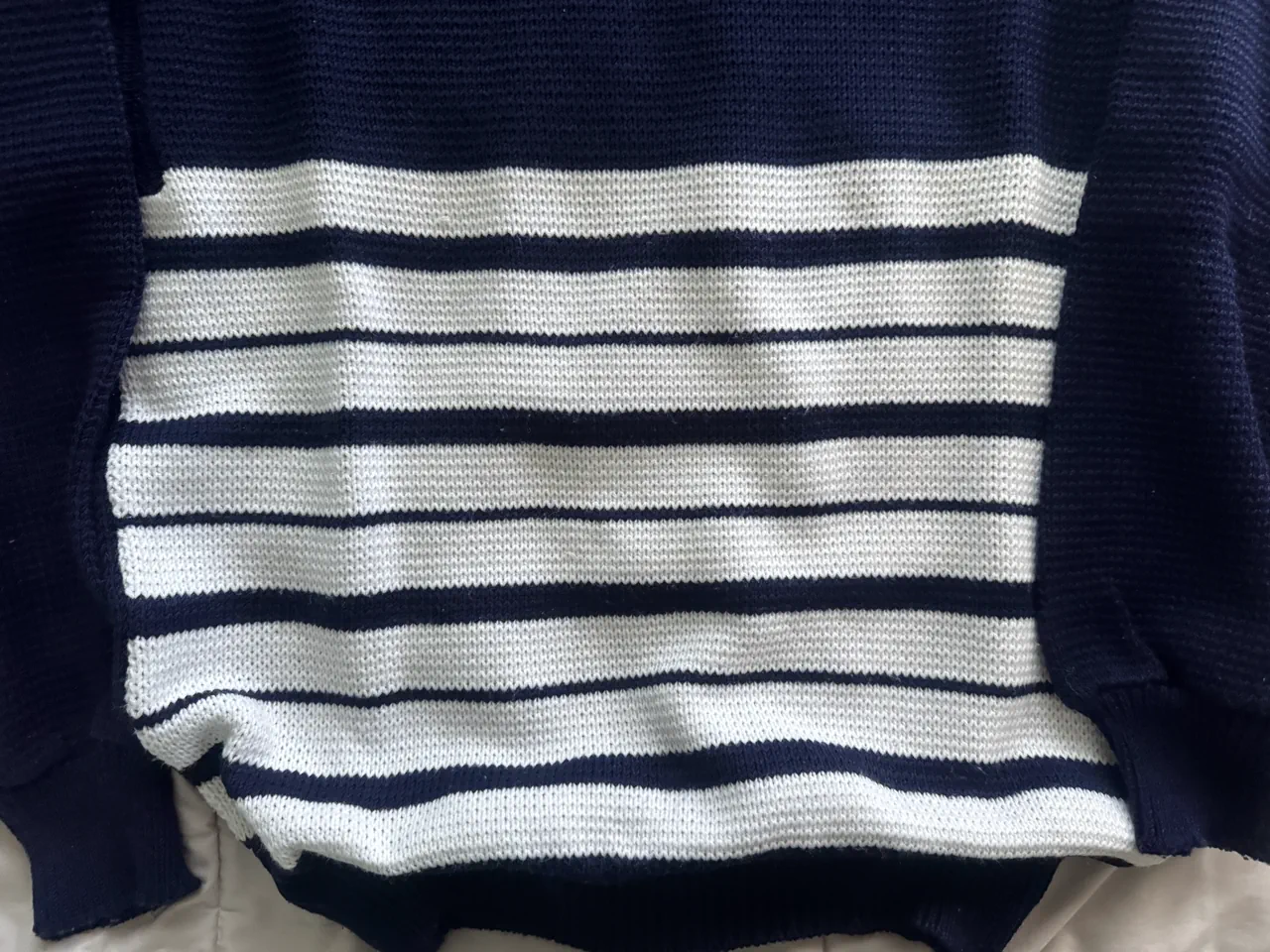 Sweater Diseñador independiente - imagen 3
