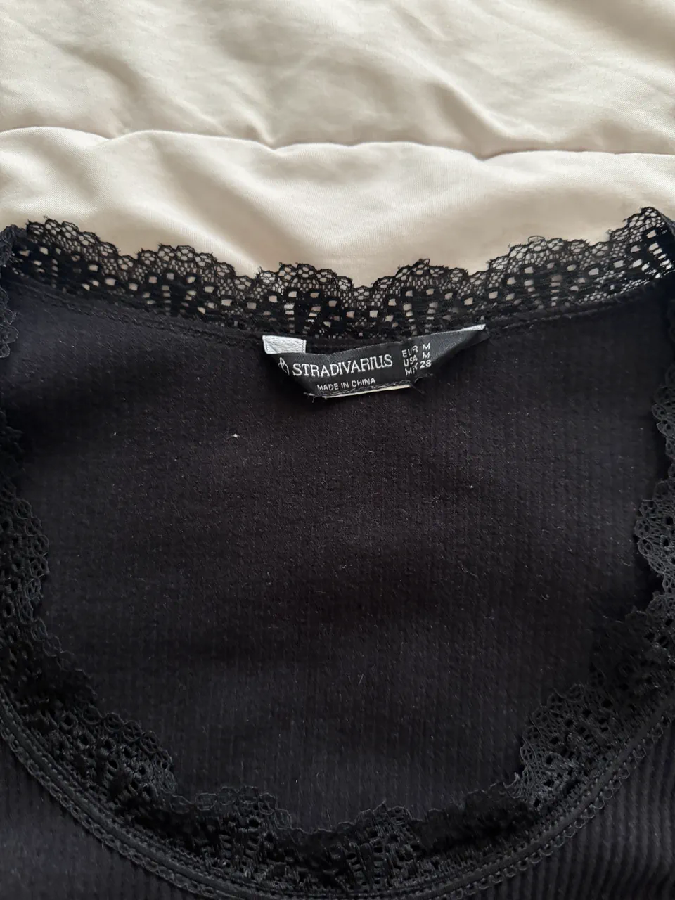 Remera Stradivarius - imagen 3