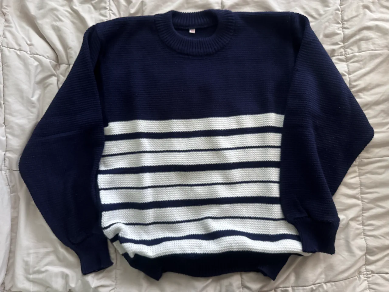 Sweater Diseñador independiente · Talle M