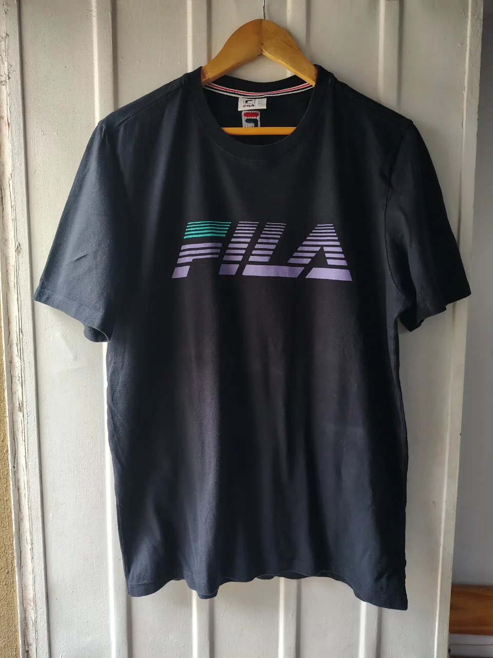 Remera Fila · Talle L