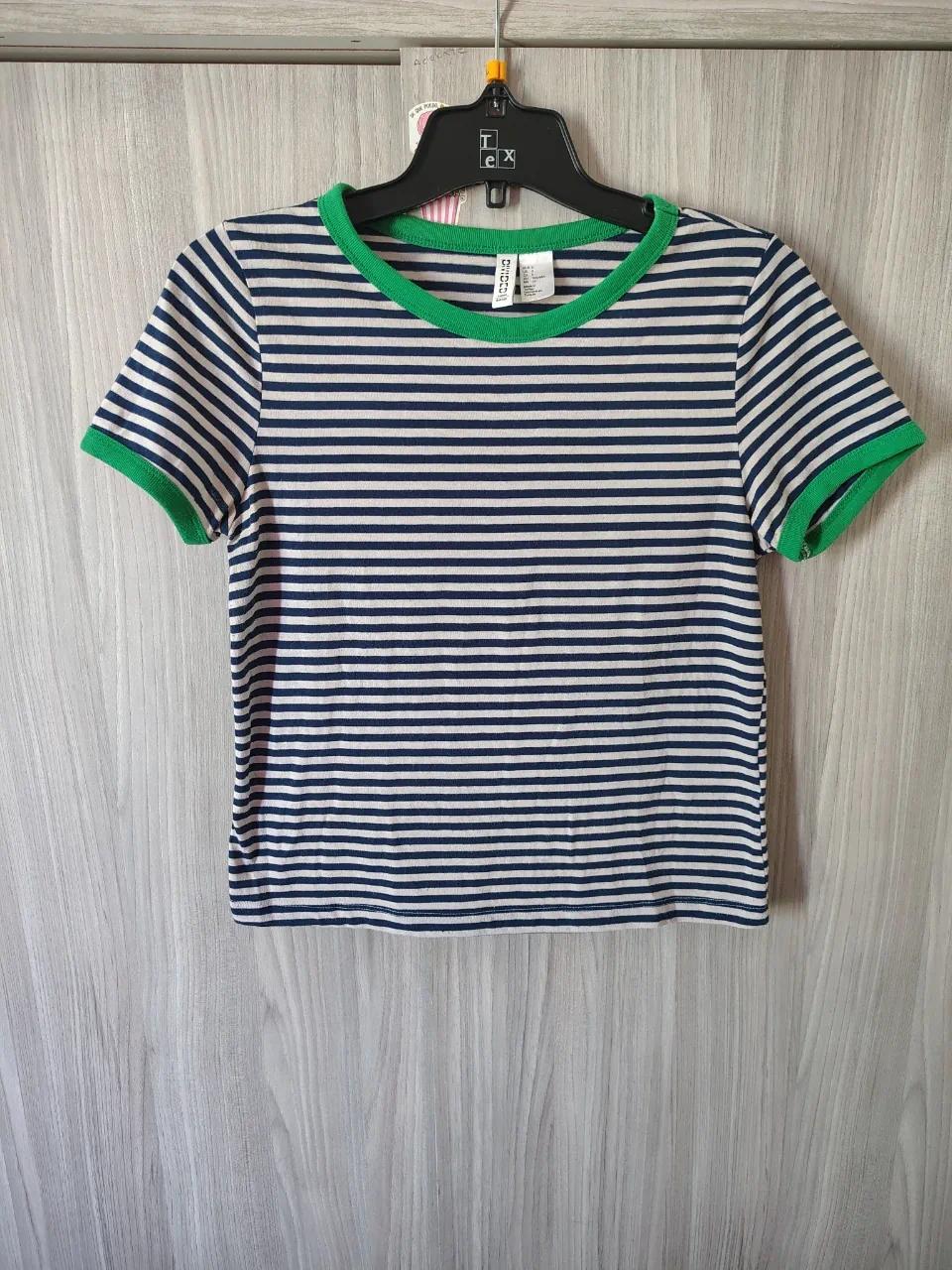 Remera H&M - imagen 1