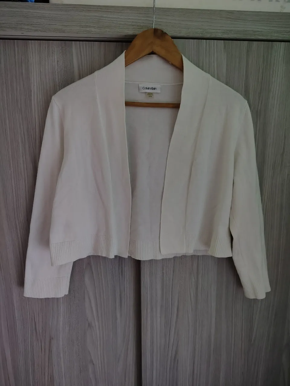 Cardigan Calvin Klein · Talle M