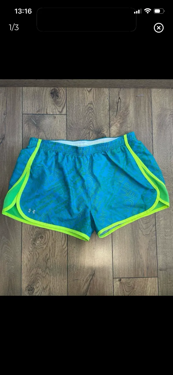 Short Under Armour · Talle L