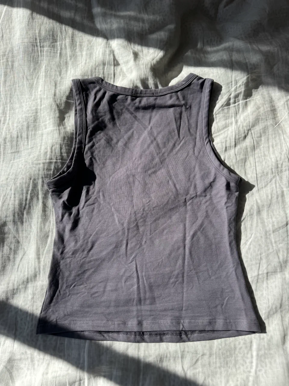 Musculosa edikted - imagen 2