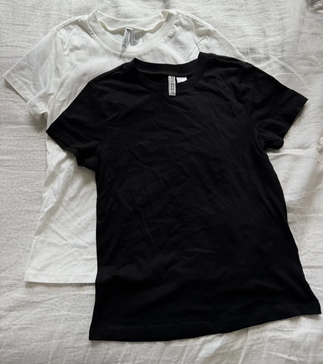 Remera H&M - imagen 1