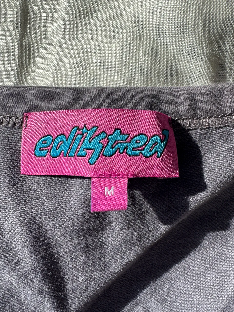 Musculosa edikted - imagen 3