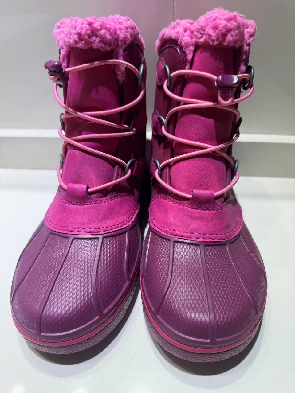 Bota de nieve Crocs · Talle AR 34