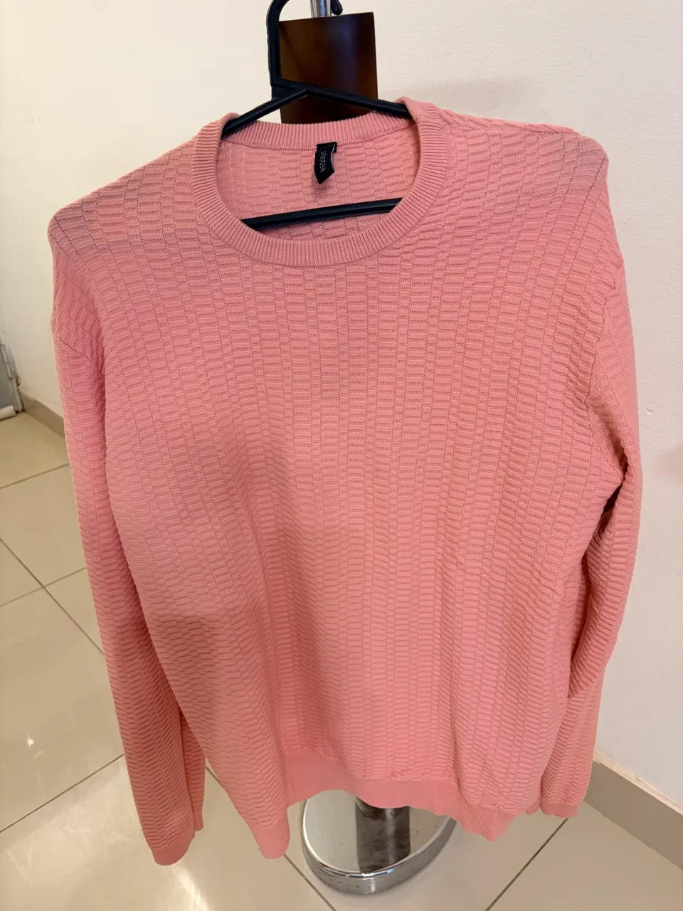 Sweater Request - imagen 1