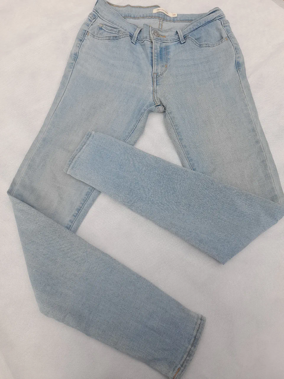 Jean Levi's - imagen 1