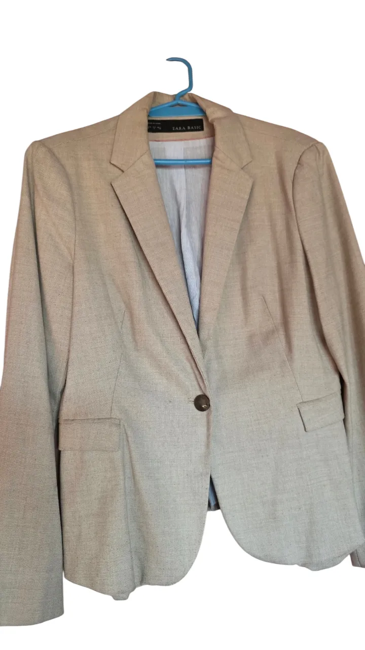 Zara Basic · Talle L