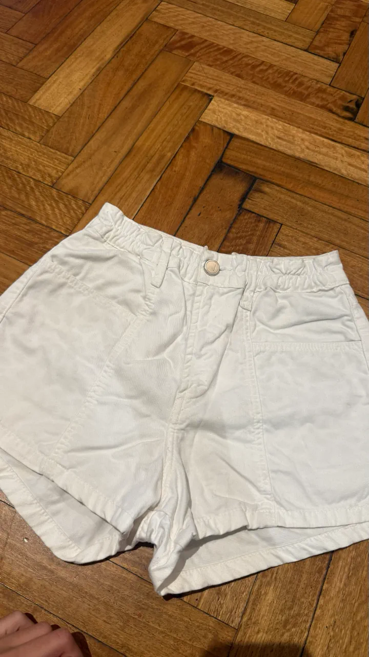 Short Jazmín Chebar - imagen 1