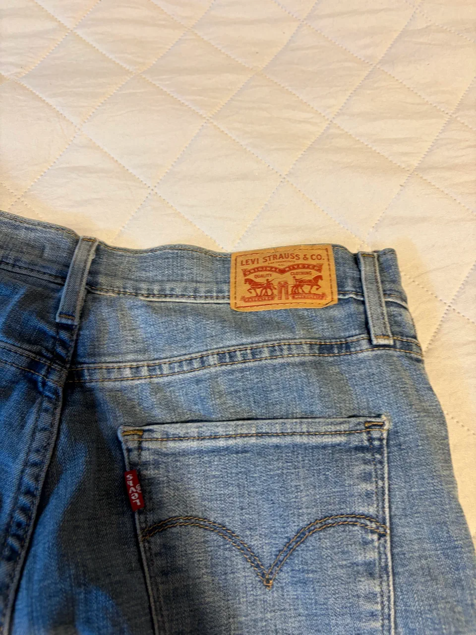 Levi's · Talle US 28
