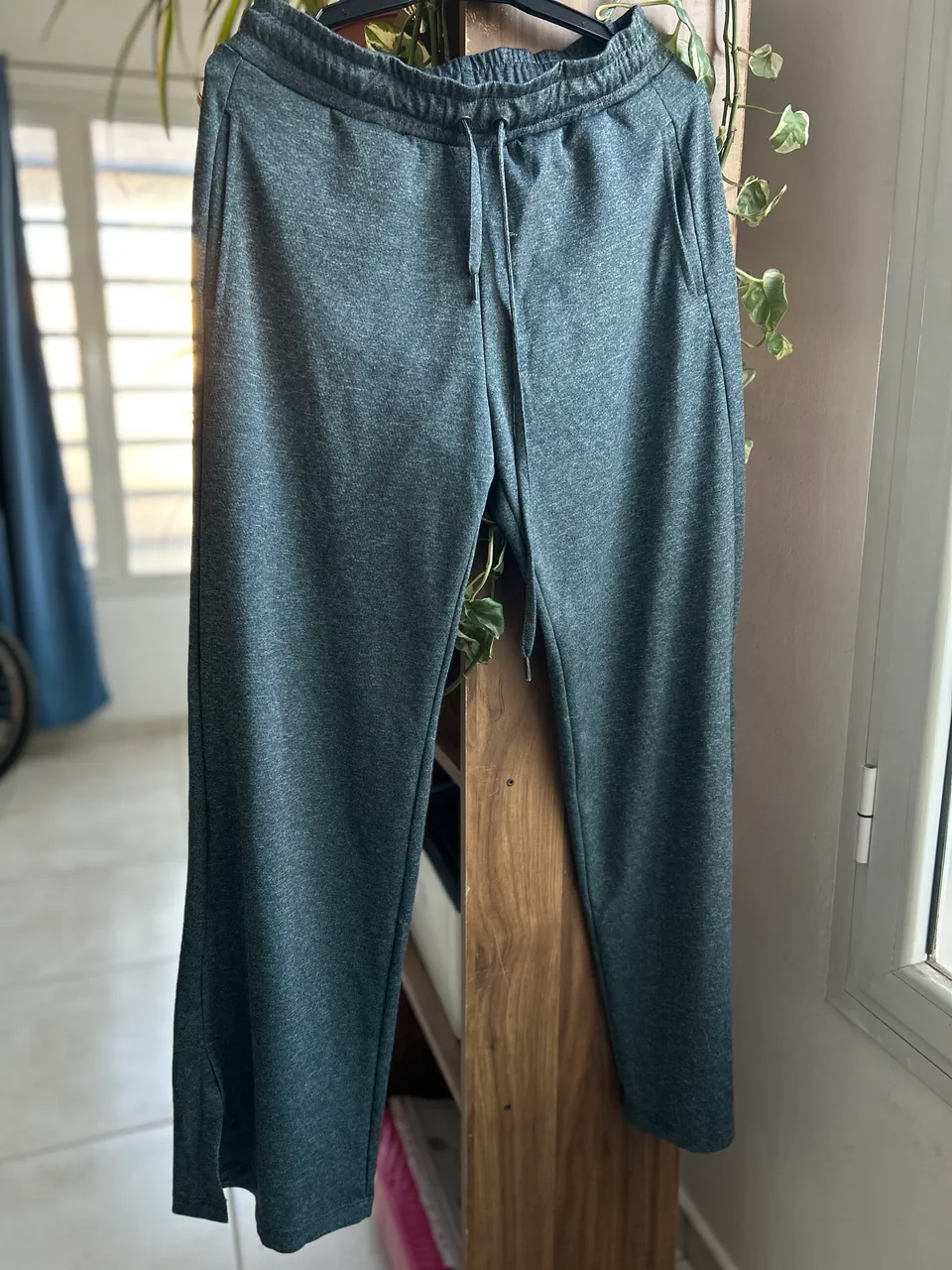 Pantalón Sin marca · Talle M