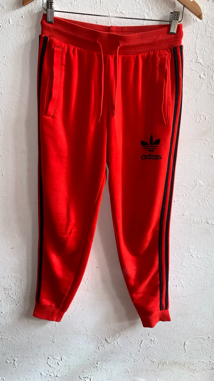 adidas · Talle S