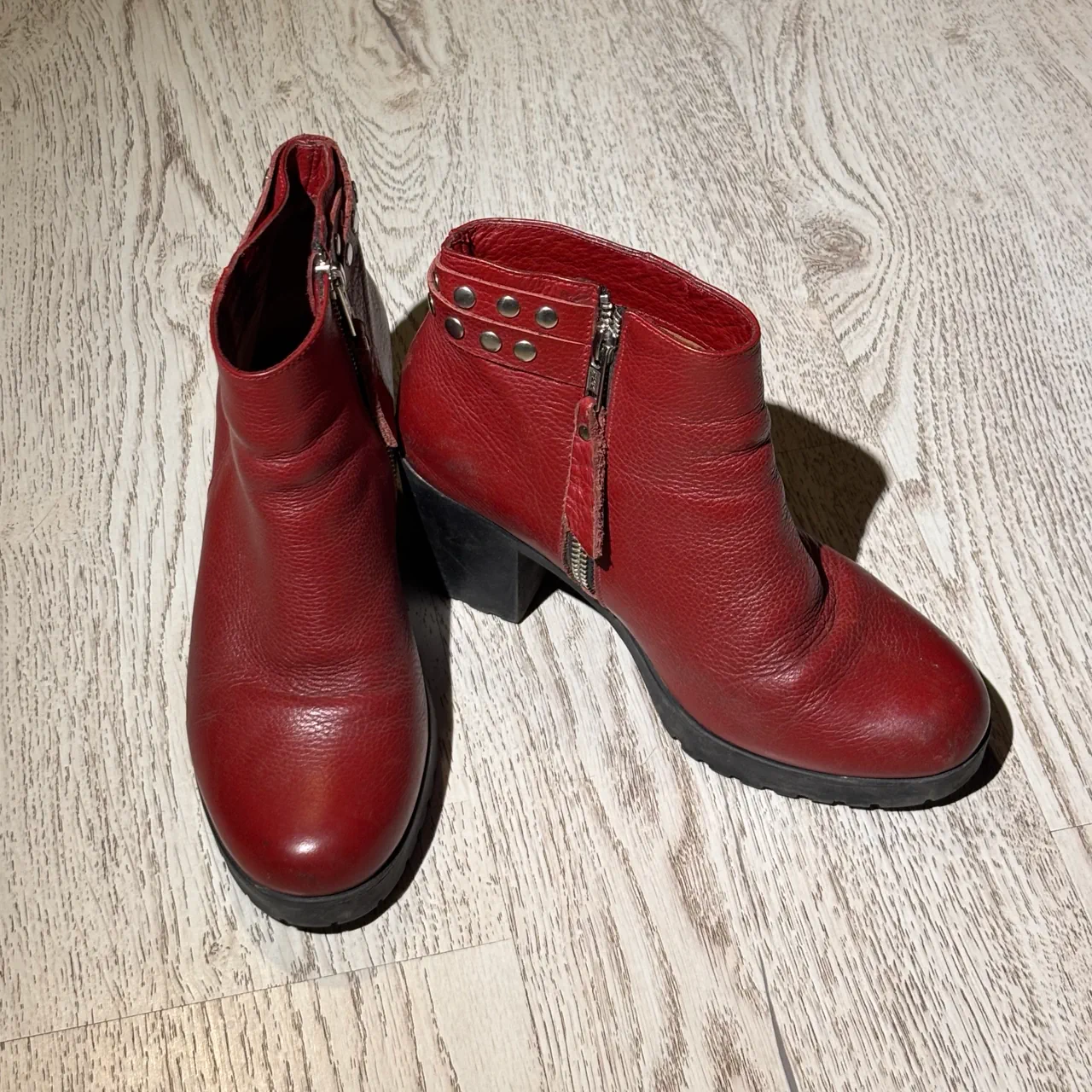 Botas - · Talle AR 36