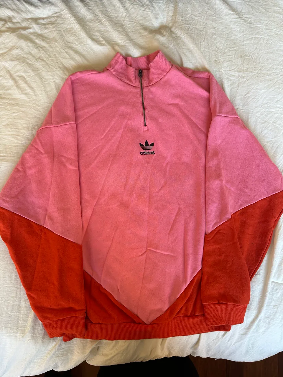 adidas · Talle S