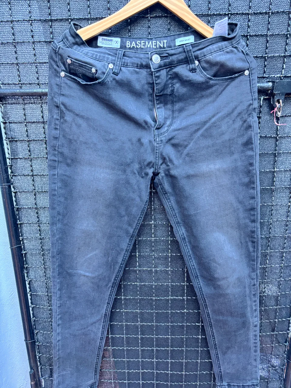 Jean Basement - imagen 1